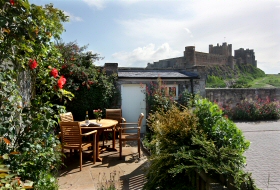 Pepperclose Cottage Garden, Bamburgh, Northumberland